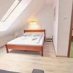 Rezydencja Dwor Gorny Nowa Ruda