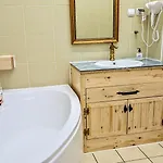 Rezydencja Dwor Gorny Hotel 3*