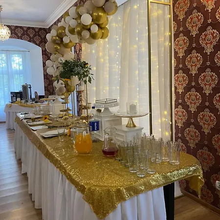 Dwor Gorny Otel