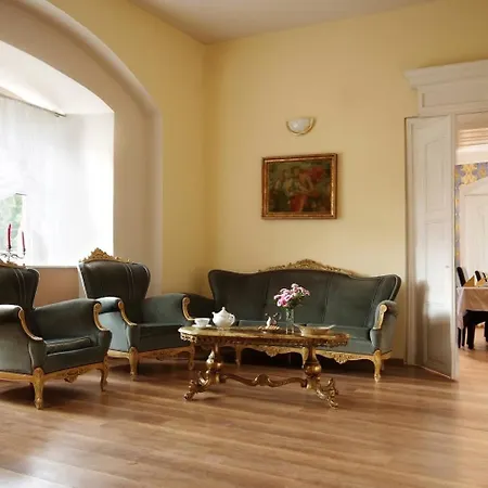 Hotel Dwór Górny 3*