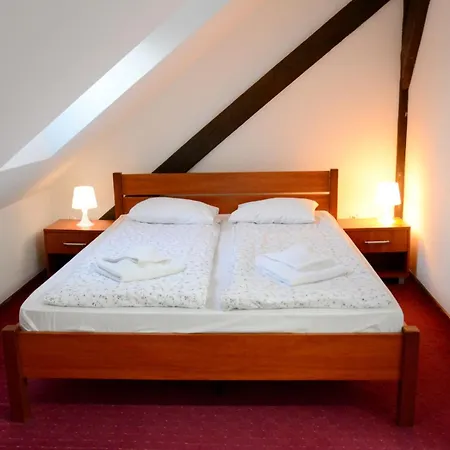 Hotel Dwor Gorny Nowa Ruda