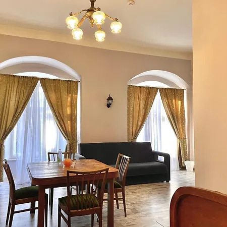 Dwor Gorny Otel Nowa Ruda
