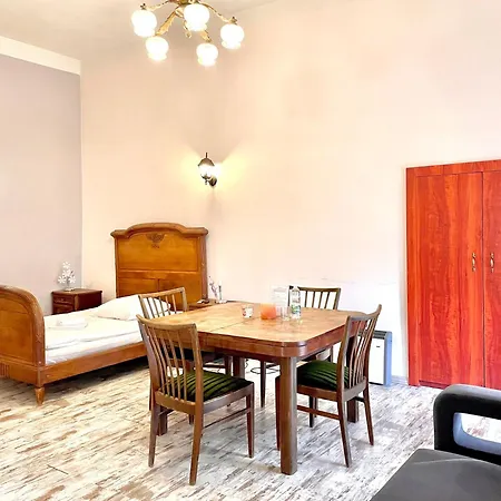 Rezydencja Dwor Gorny 3* Nowa Ruda