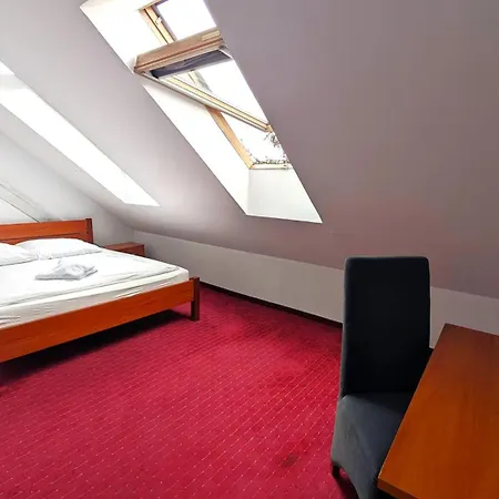 Hotel Dwor Gorny Nowa Ruda