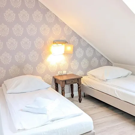 Dwór Górny 3*