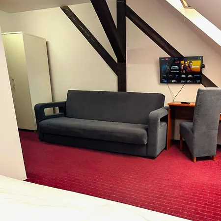 Dwor Gorny 3* 新鲁达