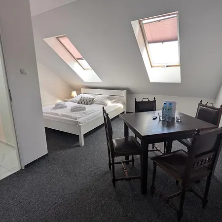 Hotel Dwor Gorny 3*
