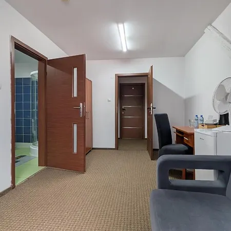 Hotel Rezydencja Dwor Gorny 3*