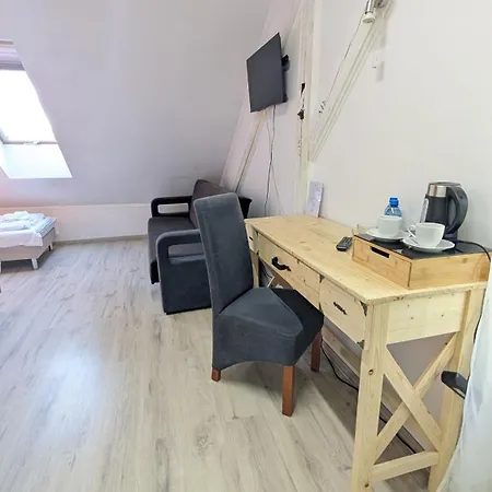 Rezydencja Dwor Gorny Nowa Ruda