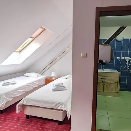 Dwór Górny 3* Nowa Ruda