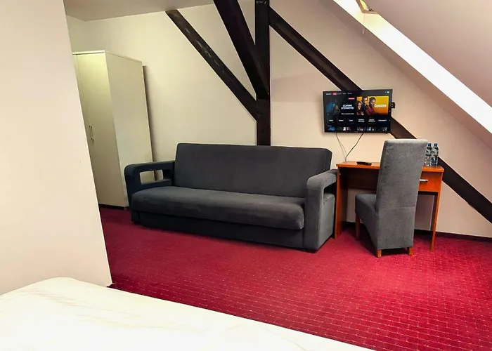 Dwór Górny 3* Nowa Ruda