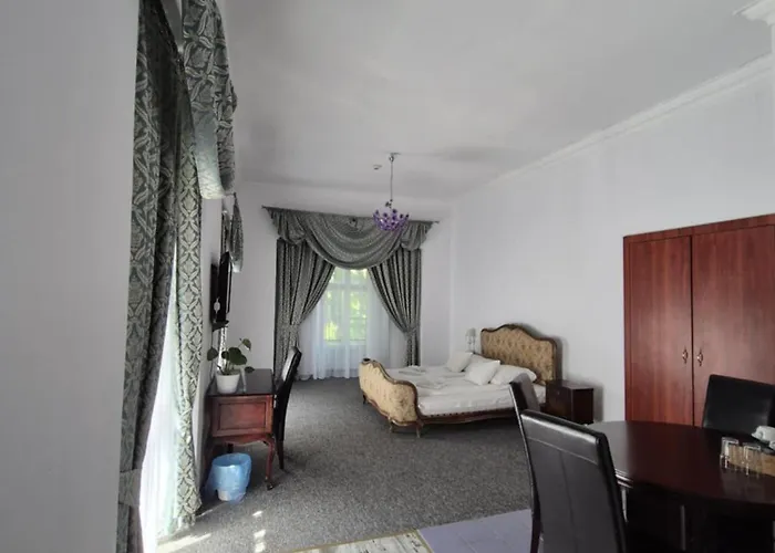 Dwór Górny 3* Nowa Ruda